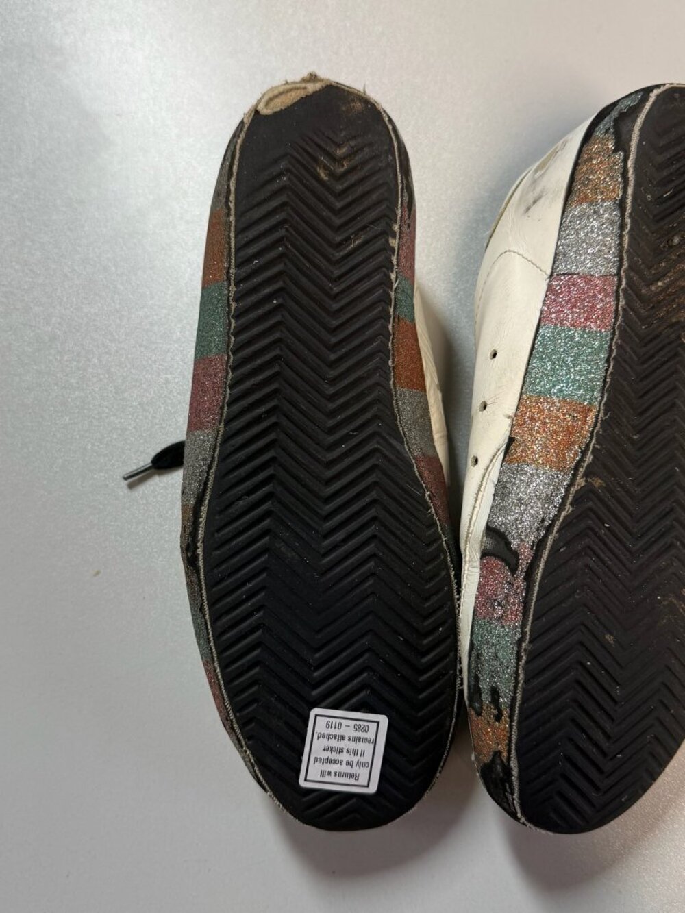 GOLDEN GOOSE Women's Superstar Sneaker Size 37/US7 - Picture 8 of 11